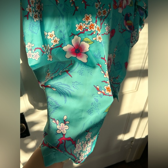 Natori Tropical Caftan Top - Picture 13 of 13